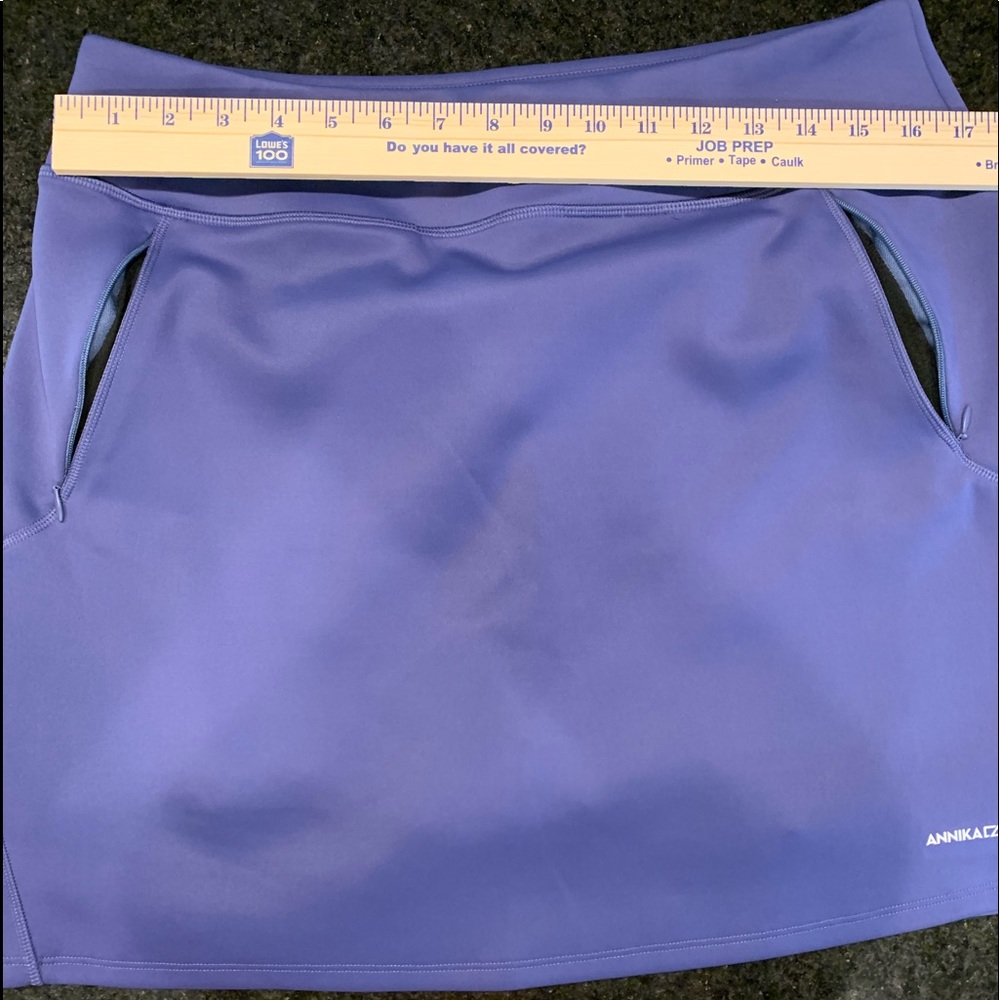 Annika Cutter and Buck skort